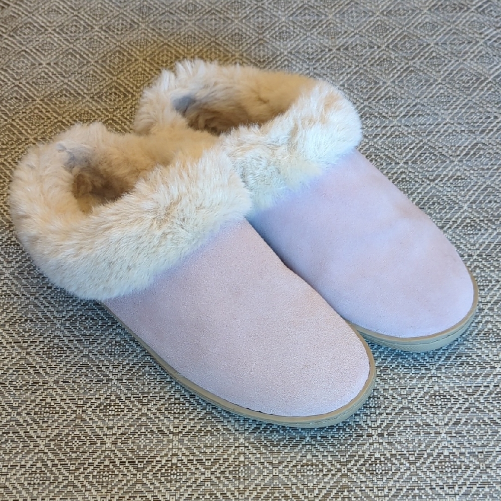 Cozy Pink Suede Fur-Lined Women's Slippers